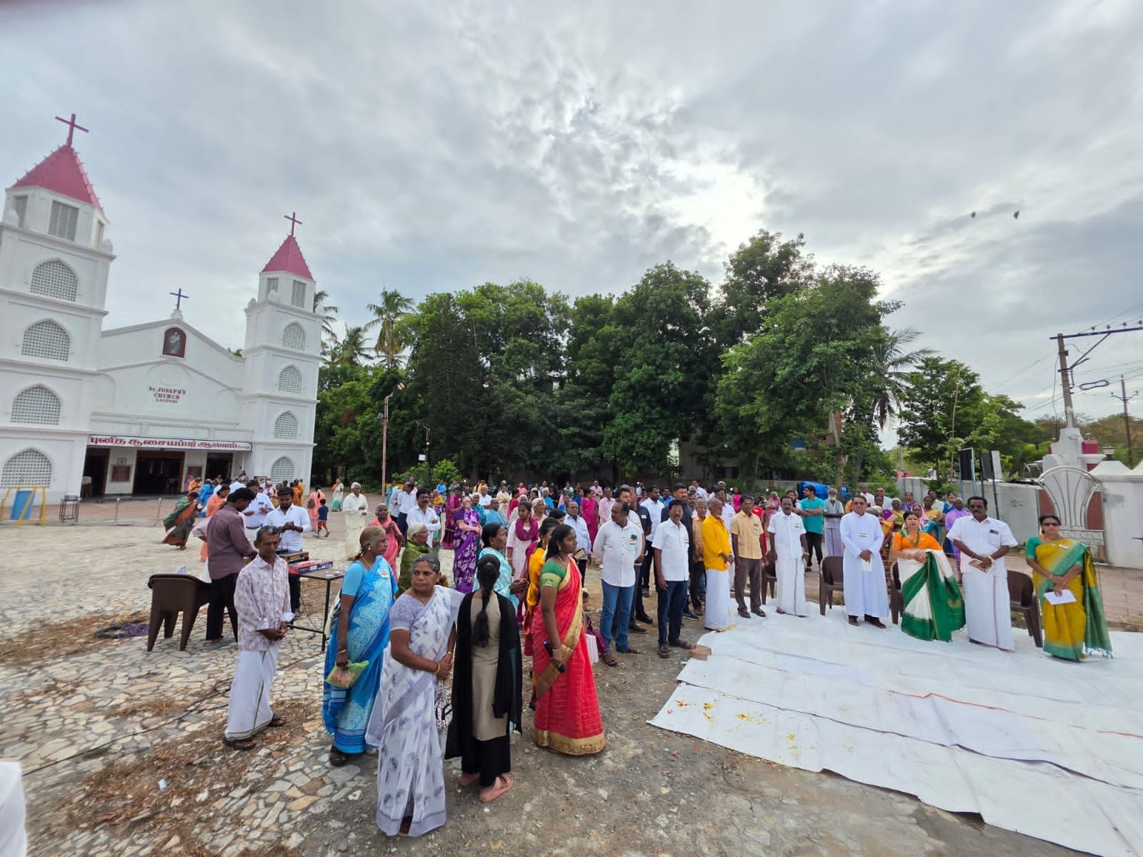 ஆலய முன்றலில் நடைபெற்ற சுதந்திர தின விழா